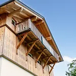 Apart33 2-8 Apartament *