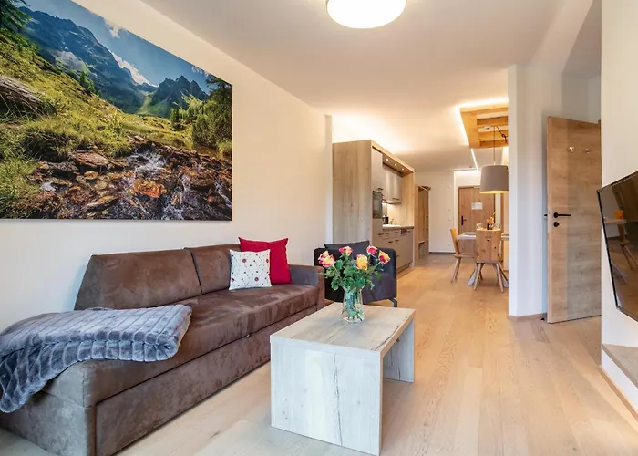 Apart33 2-8 Apartment